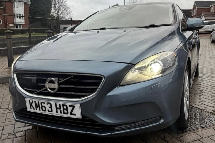 Volvo V40 