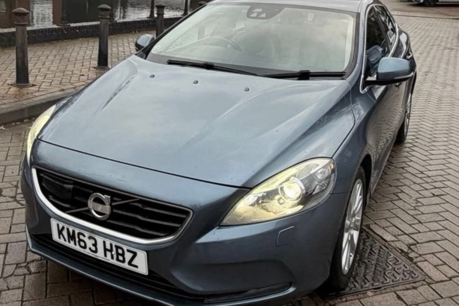 Volvo V40 